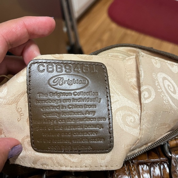 Brighton Brown Crock Embossed Pebbled Leather Handbag EUC - Picture 17 of 17